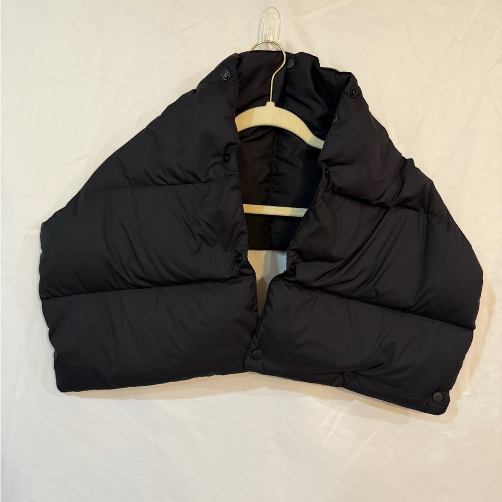 Lululemon Athletica Charcoal Puffer Scarf Down Insulated